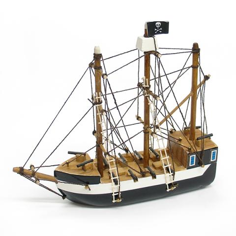 Pirate Ship 6 inches